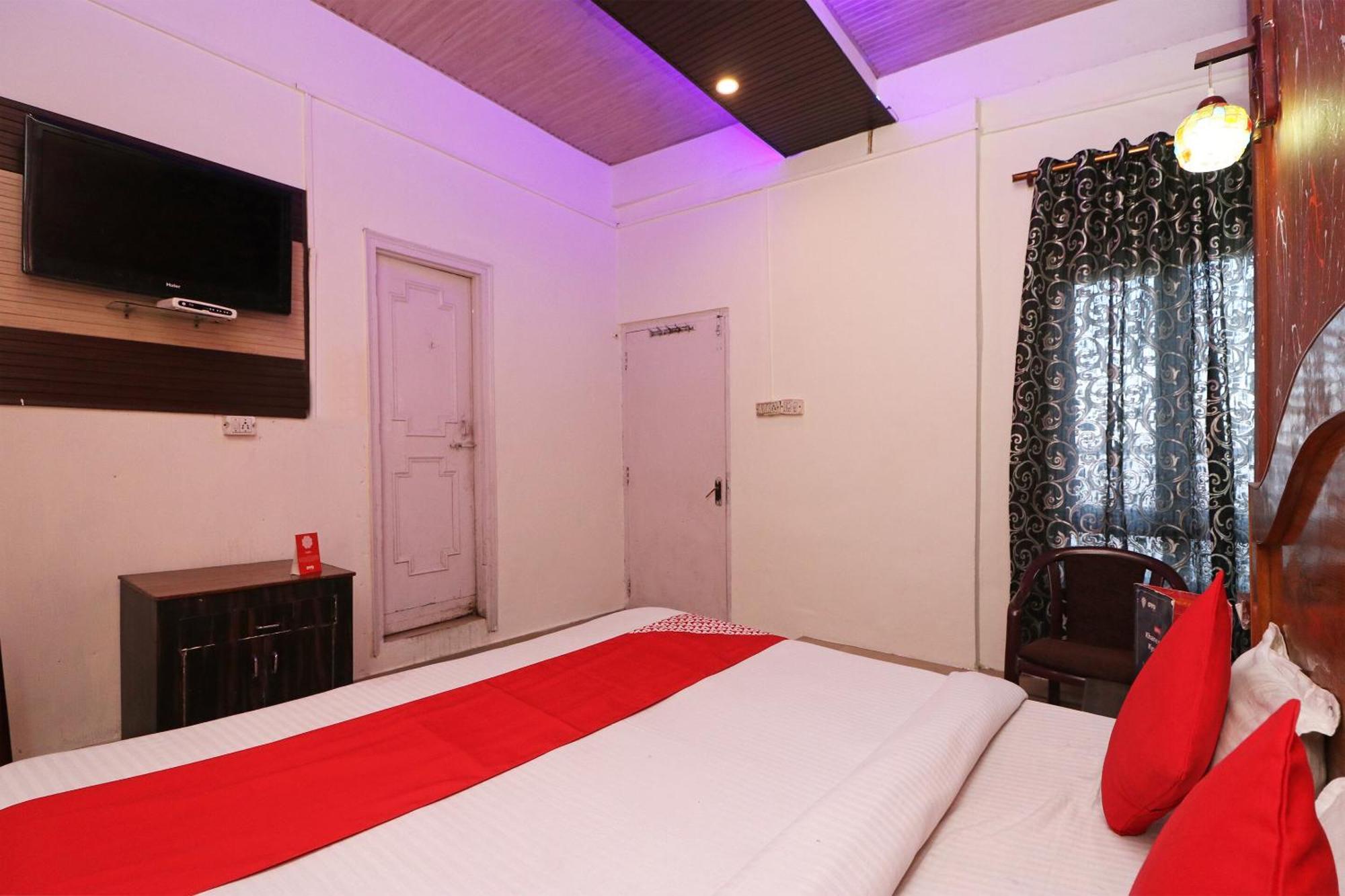 Flagship Dolphin Hotel Barasat Buitenkant foto